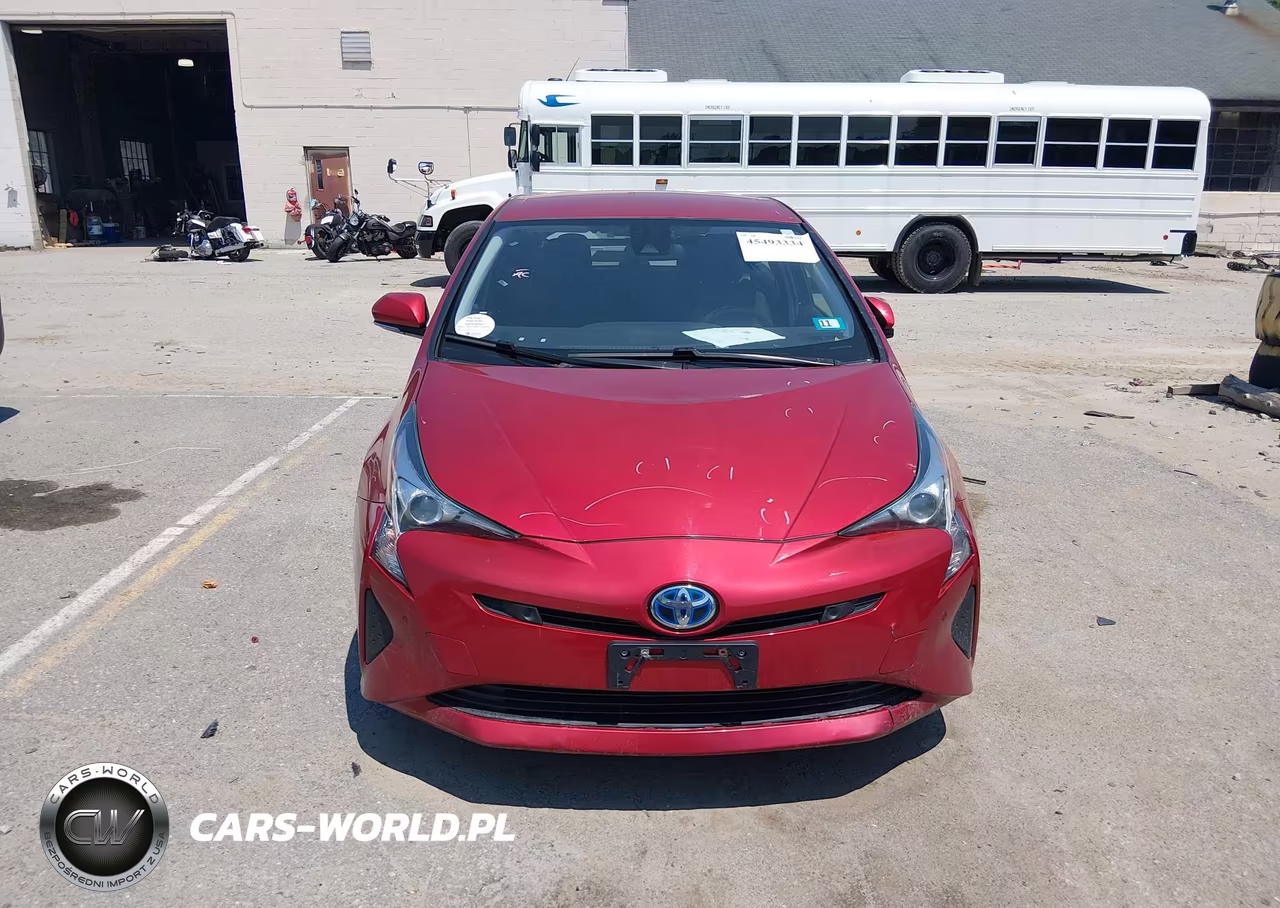 2018 Toyota Prius Two VIN:JTDKBRFU7J3063050 - 13