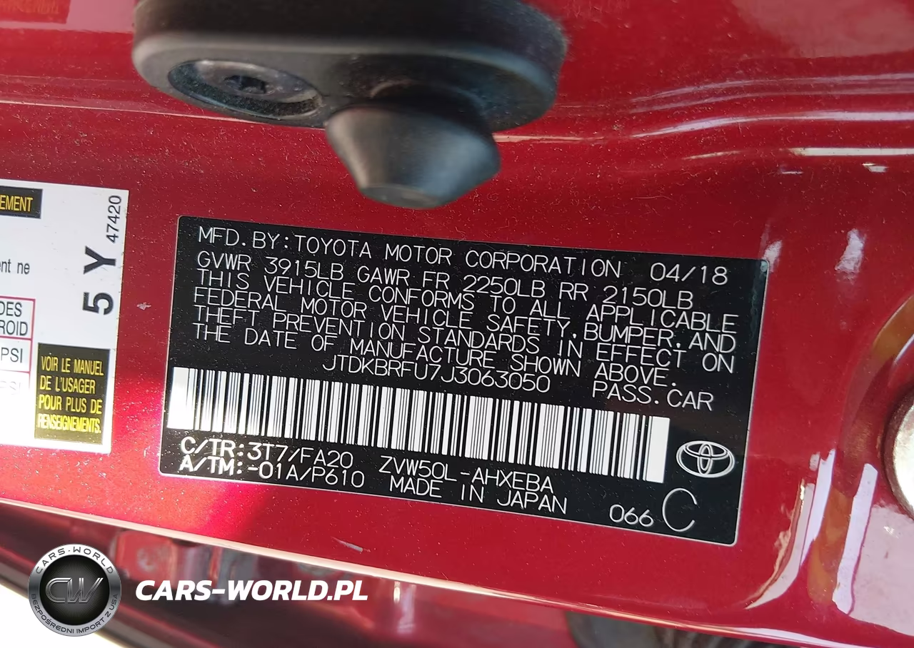 2018 Toyota Prius Two VIN:JTDKBRFU7J3063050 - 9