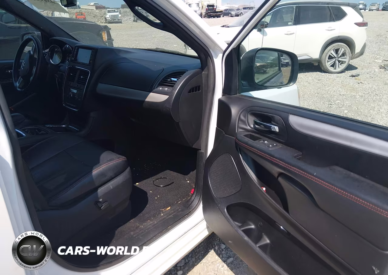 2017 Dodge Grand Caravan Gt VIN:2C4RDGEG8HR799473 - 5