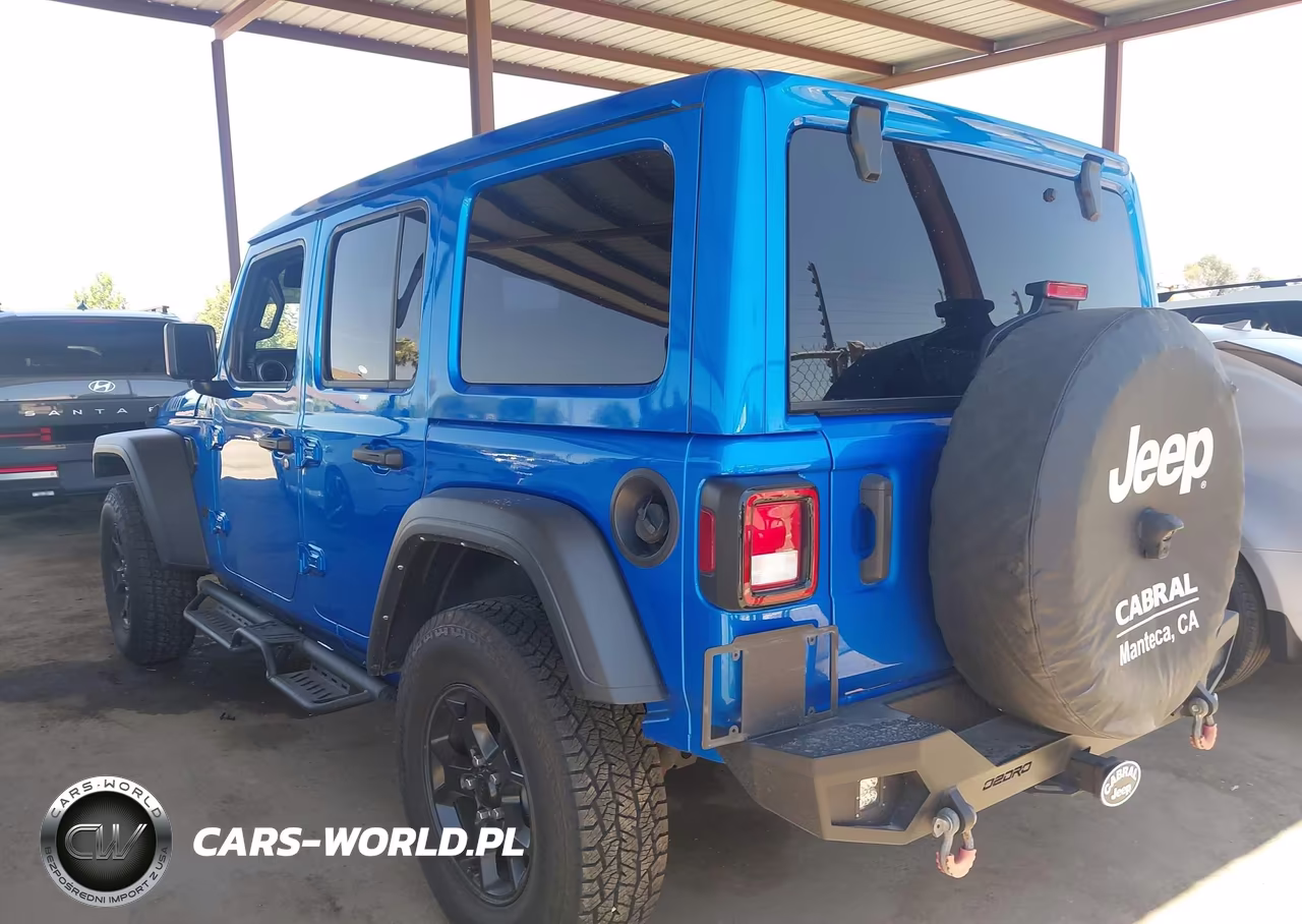 2021 Jeep Wrangler Unlimited Willys 4X4 VIN:1C4HJXDG0MW722488 - 3