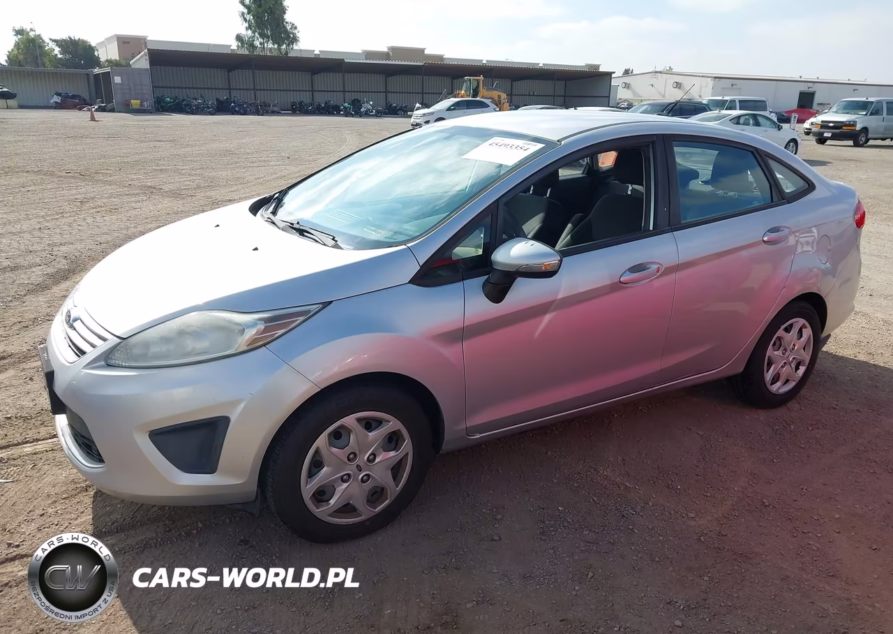 2013 Ford Fiesta VIN:3FADP4BJ2DM186109 - 2