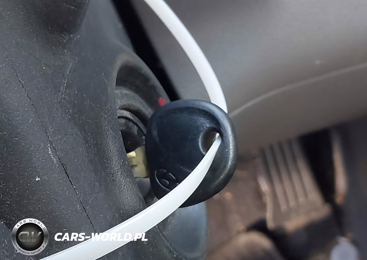 2013 Hyundai Elantra Gls VIN:KMHDH4AE8DU901316 - 11