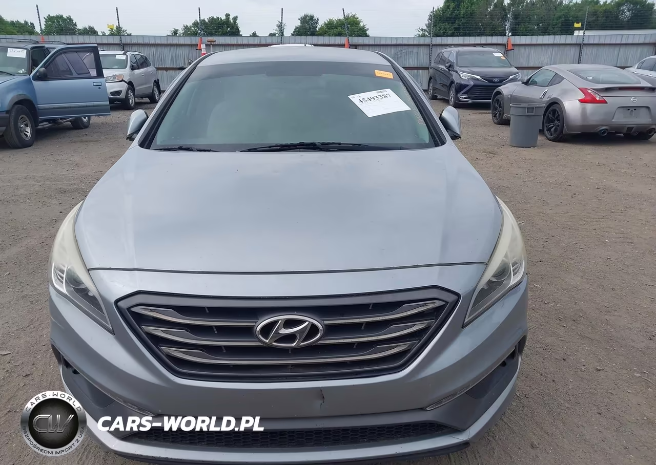 2015 Hyundai Sonata Sport VIN:5NPE34AF3FH075441 - 12