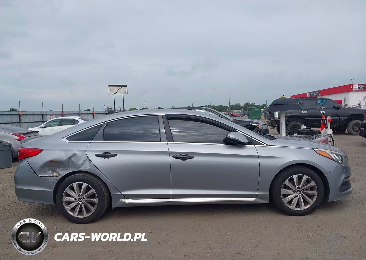 2015 Hyundai Sonata Sport VIN:5NPE34AF3FH075441 - 13