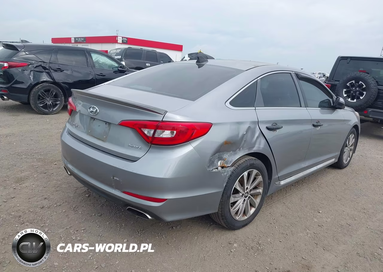 2015 Hyundai Sonata Sport VIN:5NPE34AF3FH075441 - 4