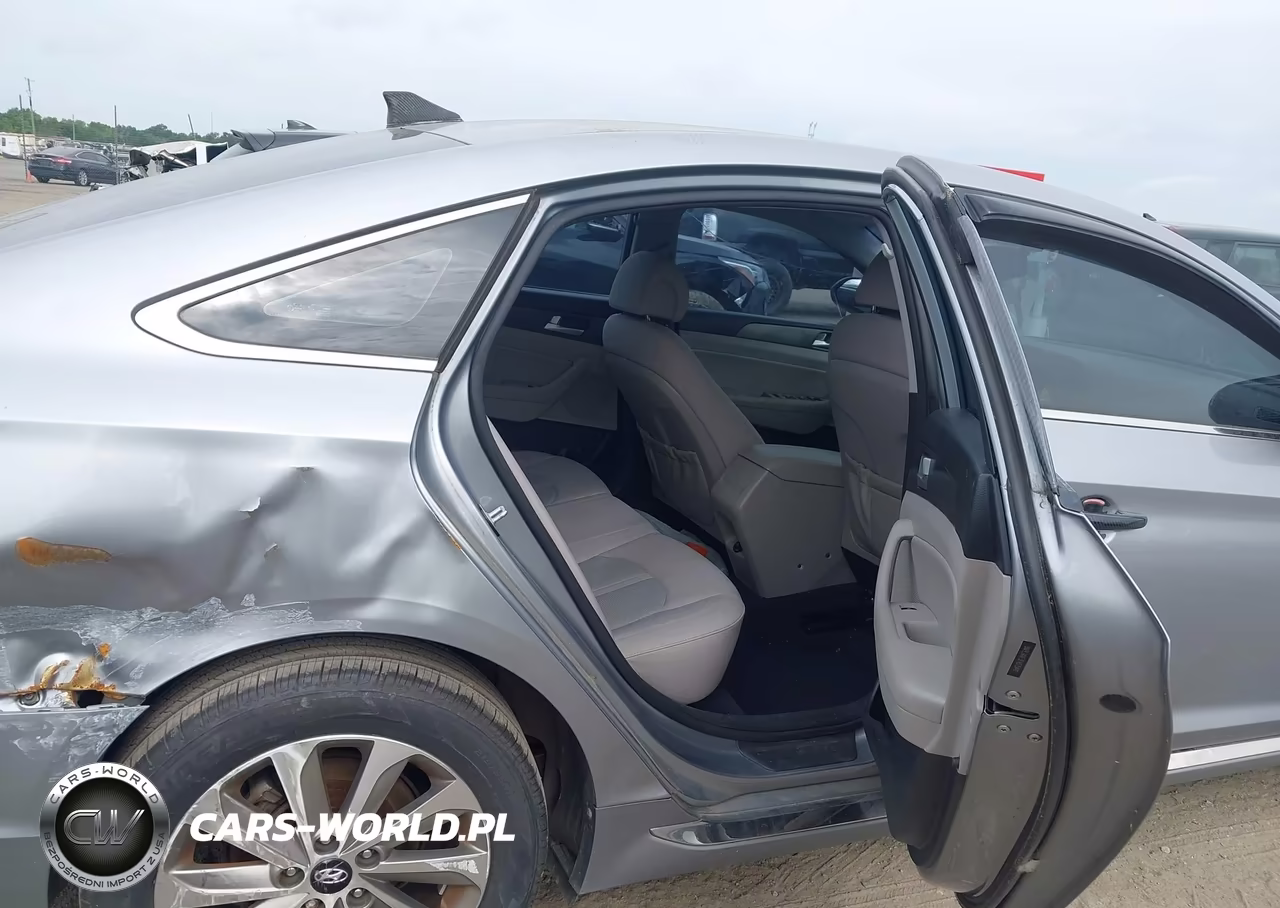 2015 Hyundai Sonata Sport VIN:5NPE34AF3FH075441 - 8