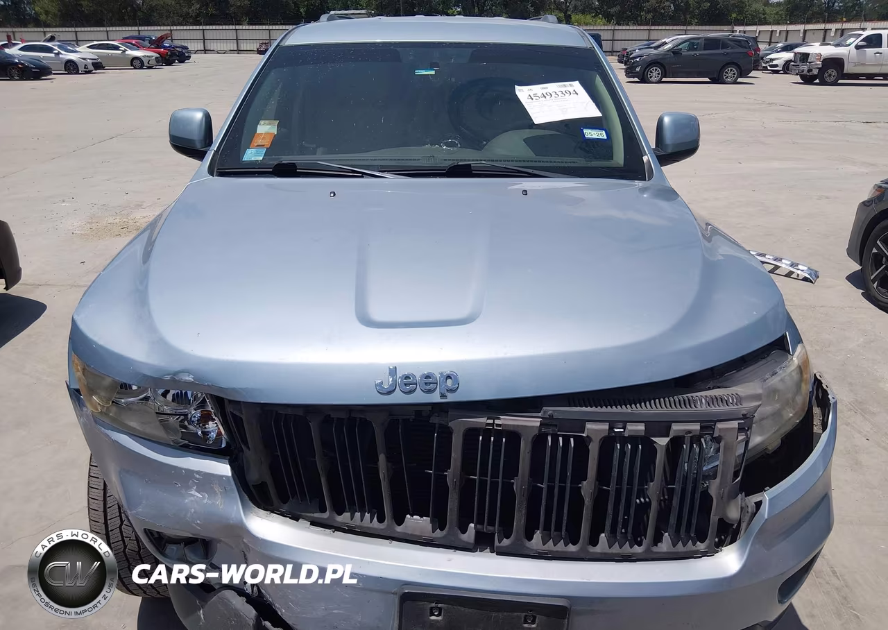 2013 Jeep Grand Cherokee Laredo VIN:1C4RJEAG0DC574552 - 13