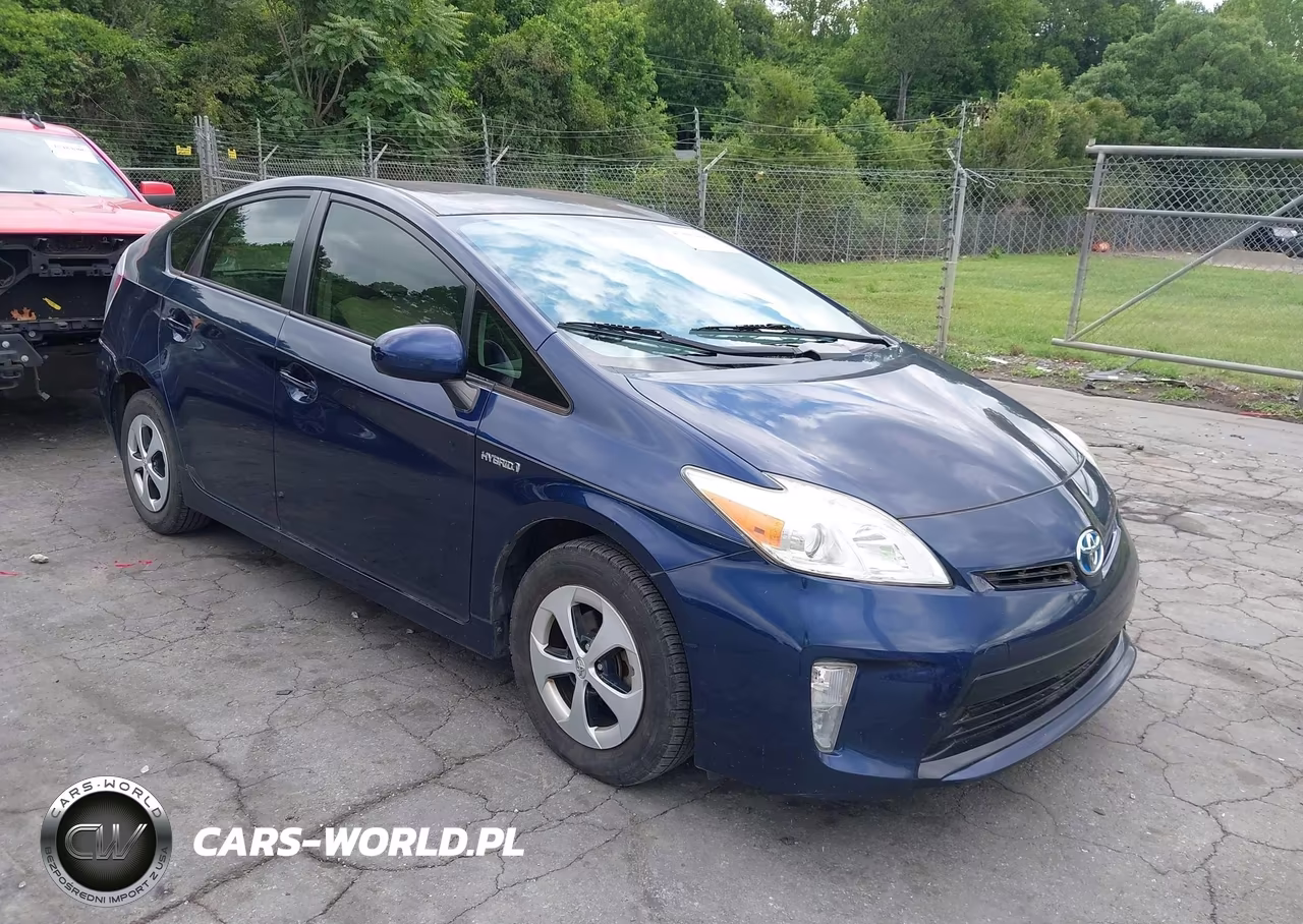 2014 Toyota Prius Three – zdjęcie 1 z 16