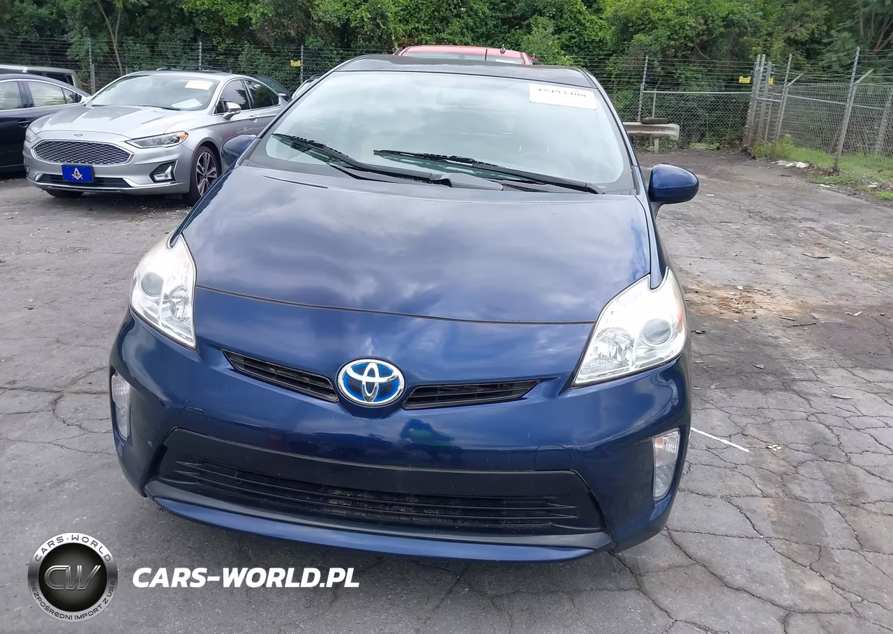 2014 Toyota Prius Three VIN:JTDKN3DU9E1846718 - 12