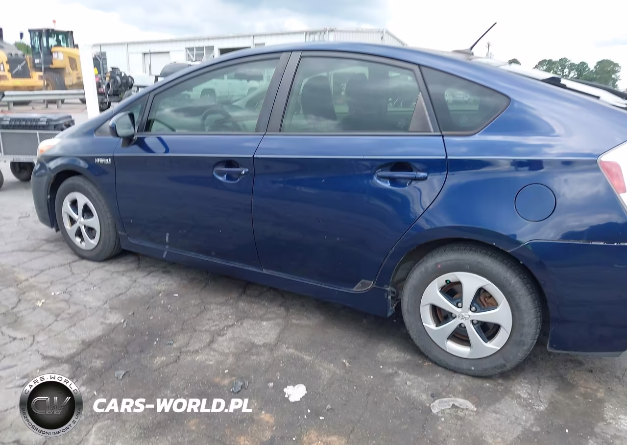 2014 Toyota Prius Three VIN:JTDKN3DU9E1846718 - 14
