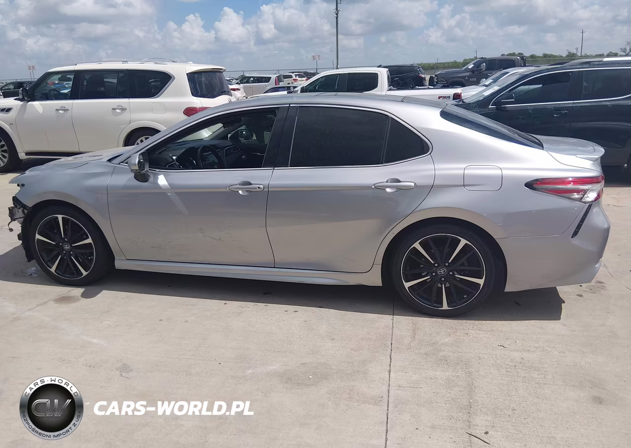 2018 Toyota Camry Xse VIN:4T1B61HK0JU149078 - 14