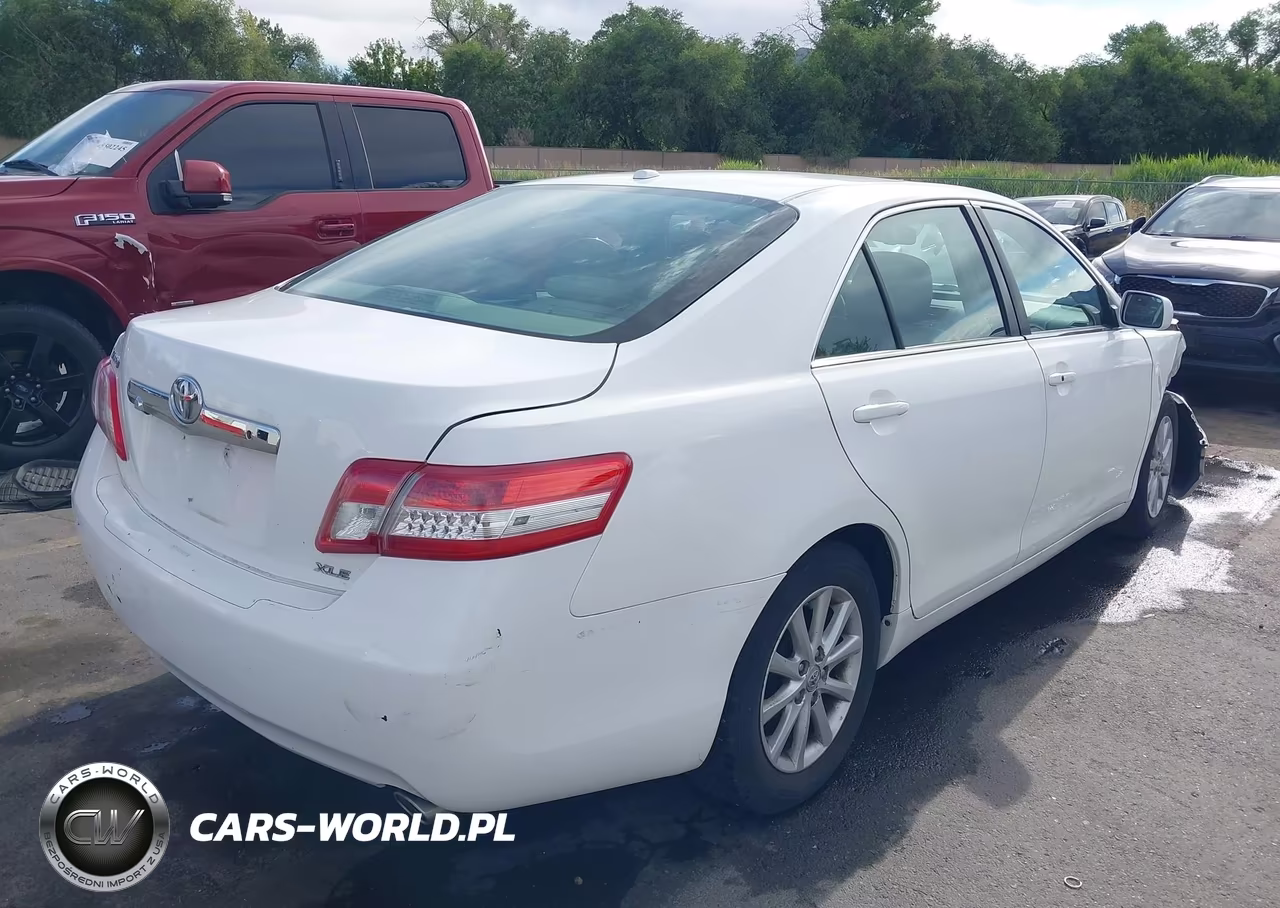 2011 Toyota Camry Xle V6 VIN:4T1BK3EK0BU615850 - 4