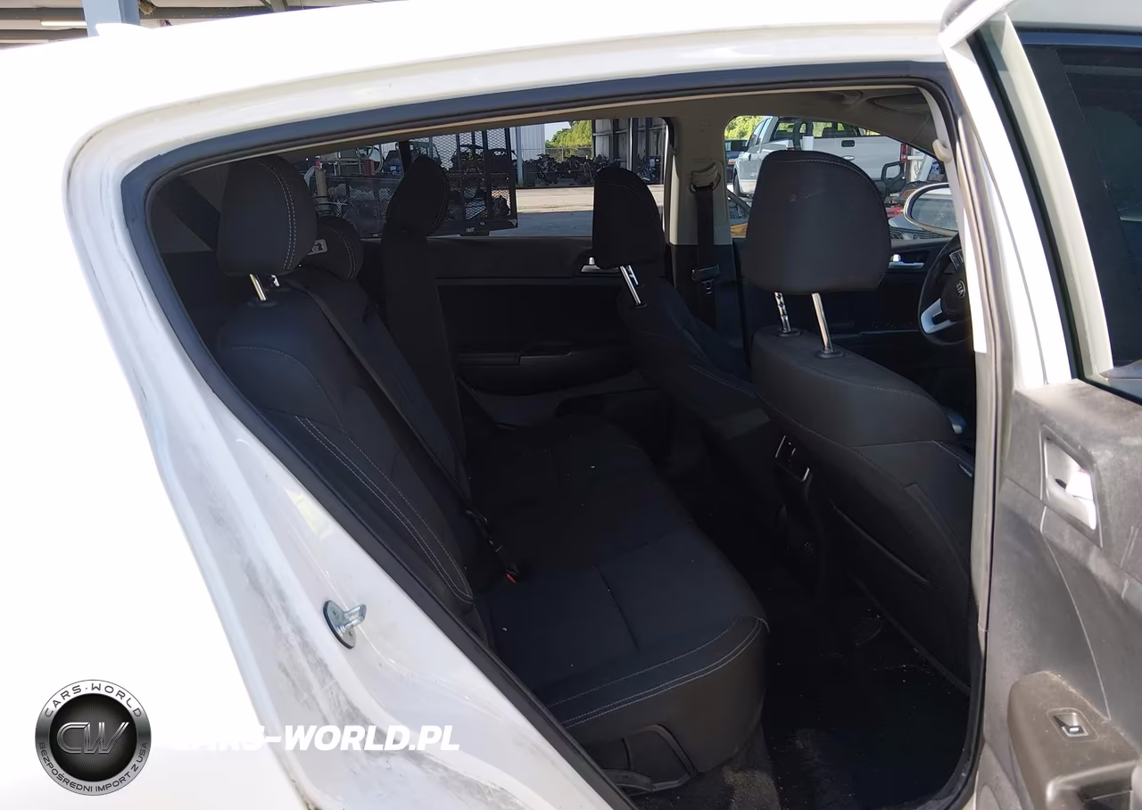2020 Kia Sportage Lx VIN:KNDPM3AC4L7701066 - 8