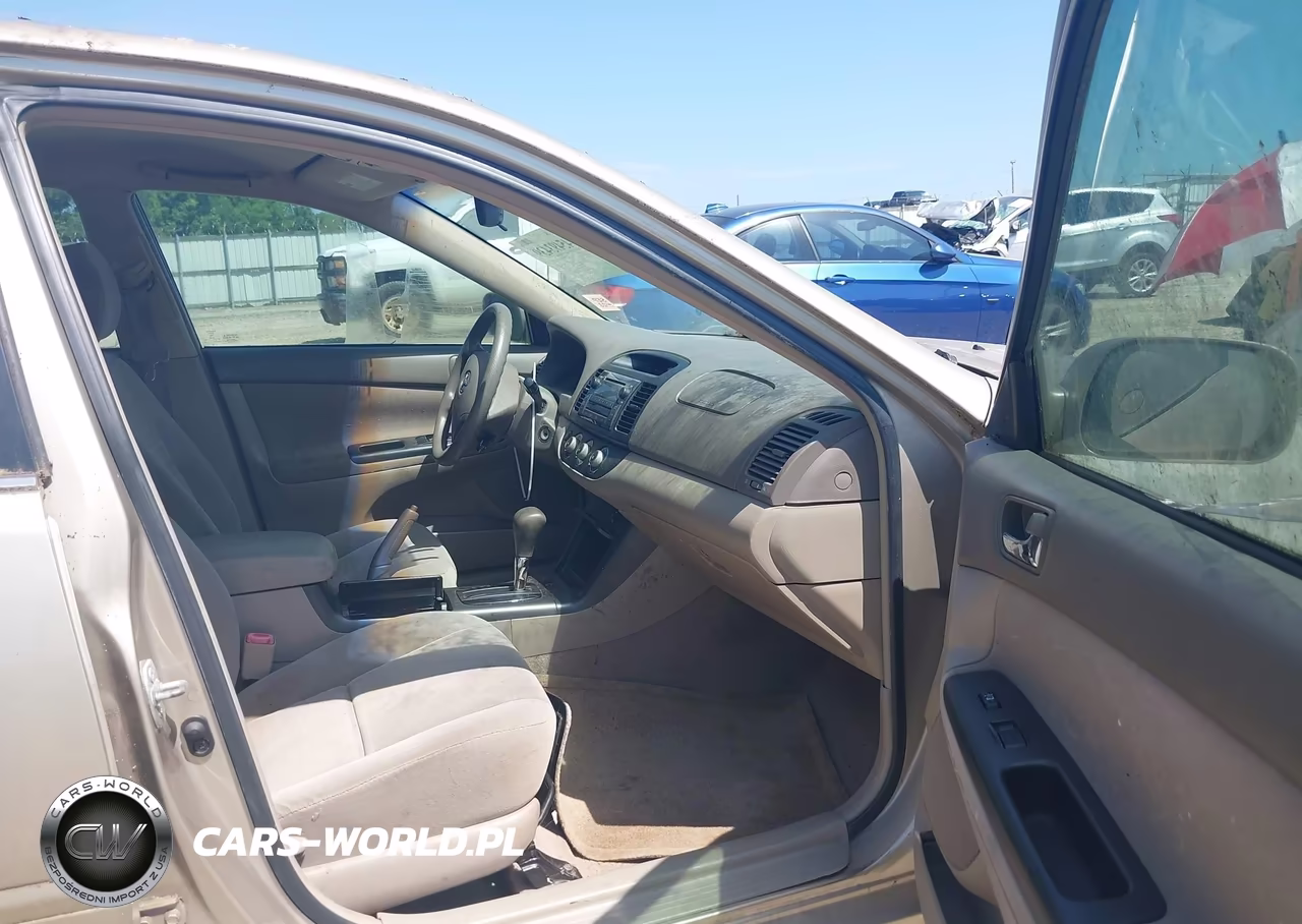 2005 Toyota Camry Le VIN:4T1BE32K65U078451 - 5