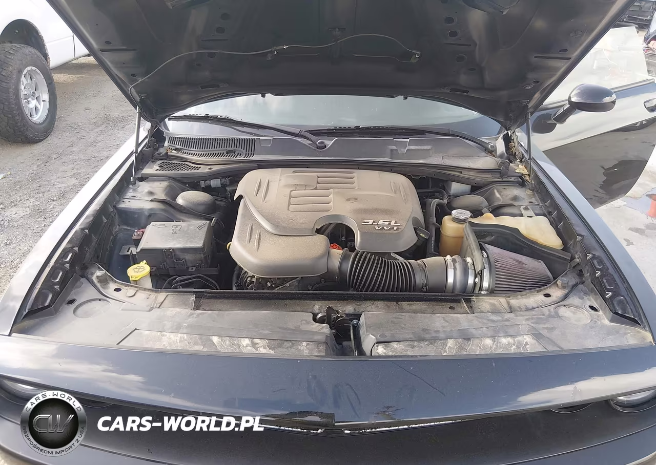 2018 Dodge Challenger Sxt VIN:2C3CDZAG3JH294853 - 10
