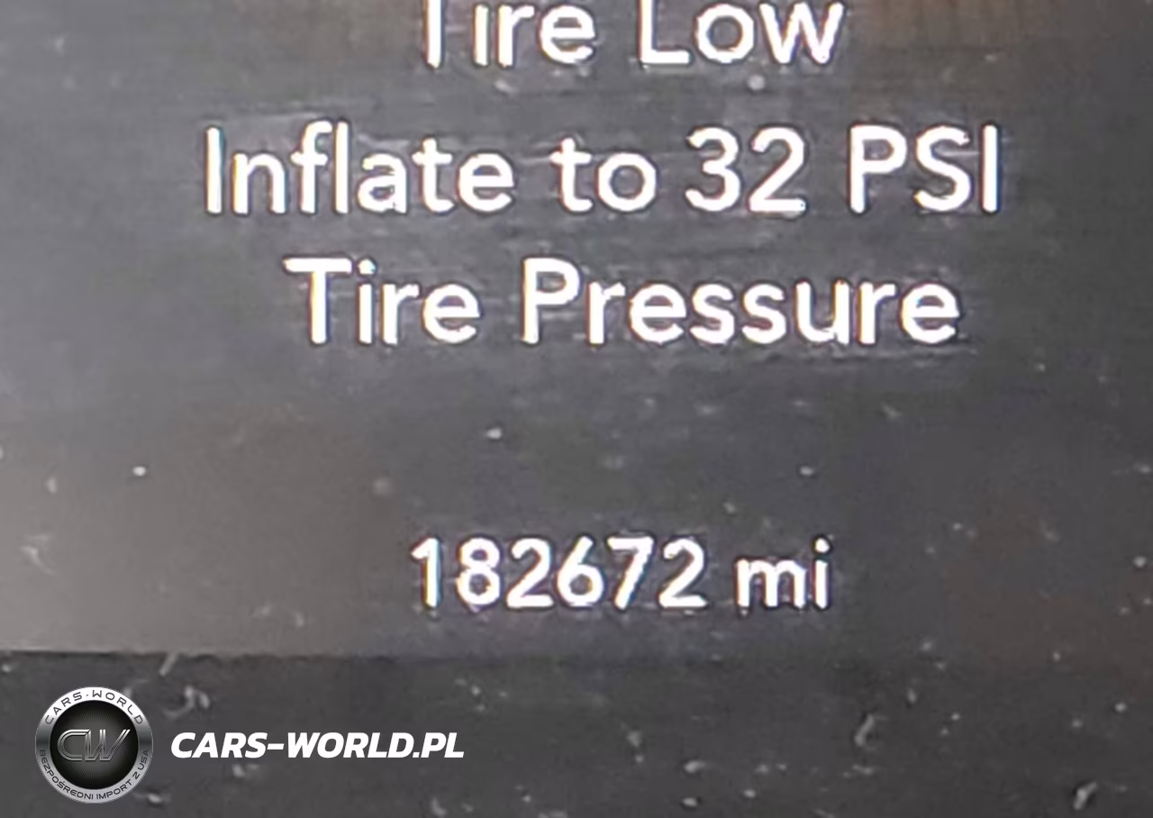 2018 Dodge Challenger Sxt VIN:2C3CDZAG3JH294853 - 15
