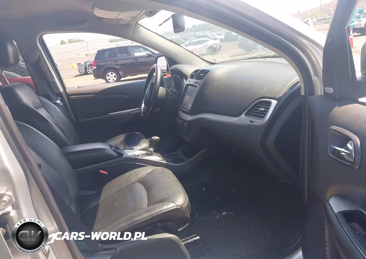 2011 Dodge Journey Lux VIN:3D4PG9FG5BT515829 - 5