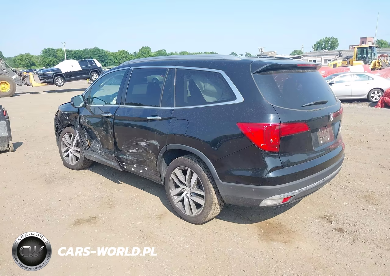 2018 Honda Pilot Elite VIN:5FNYF6H01JB033889 - 17