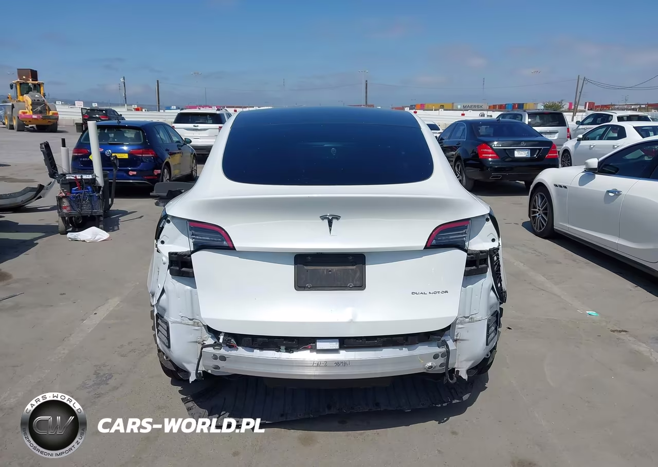 2020 Tesla Model Y Long Range Dual Motor All-Wheel Drive-Performance Dual Motor All-Wheel Drive VIN:5YJYGDEF2LF002373 - 16