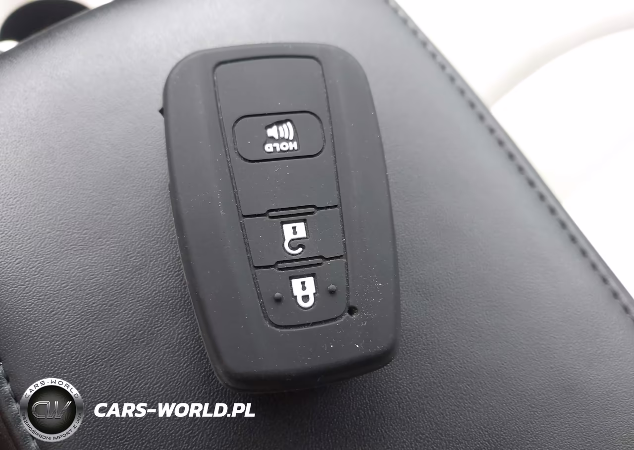 2016 Toyota Prius Four Touring VIN:JTDKARFU3G3006310 - 11