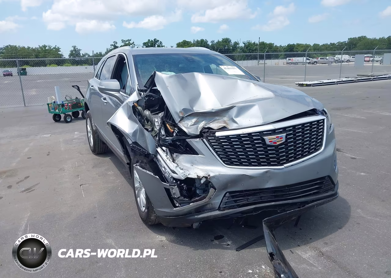 2026 Cadillac Xt5 Luxury Awd – zdjęcie 1 z 17