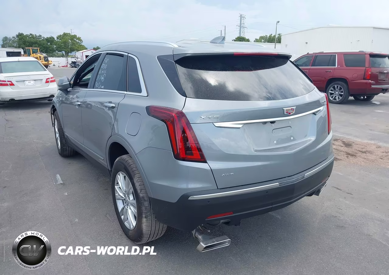 2026 Cadillac Xt5 Luxury Awd VIN:1GYKNBR43TZ105914 - 3