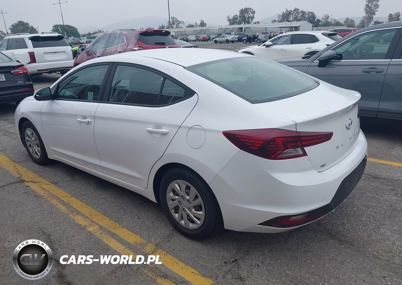 2019 Hyundai Elantra Se VIN:5NPD74LF7KH479172 - 3