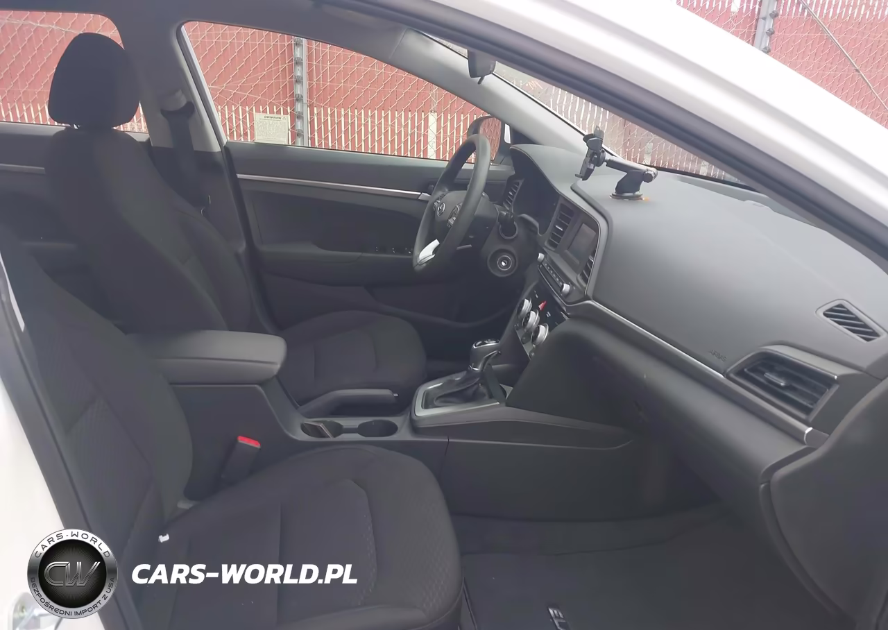 2019 Hyundai Elantra Se VIN:5NPD74LF7KH479172 - 5