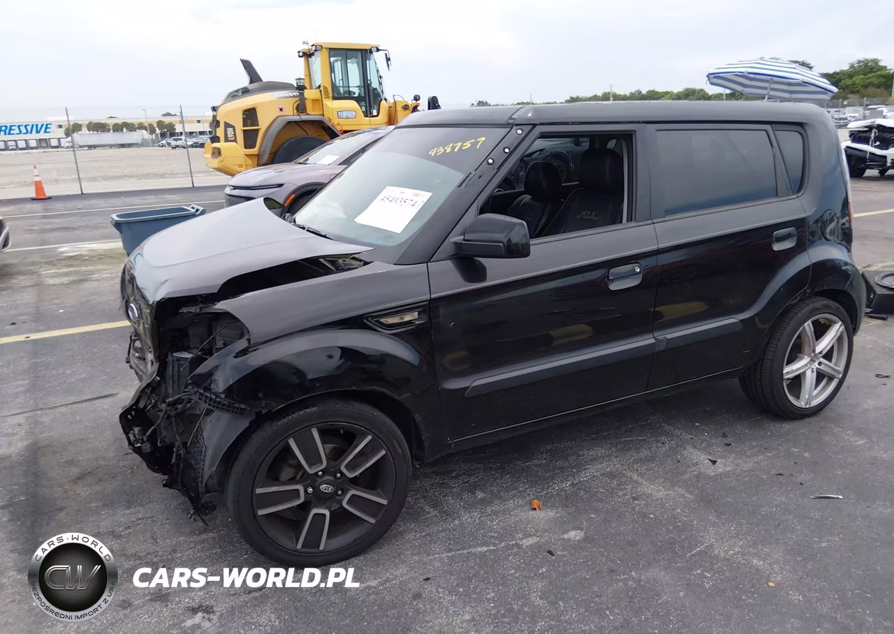 2010 Kia Soul + VIN:KNDJT2A21A7126982 - 2