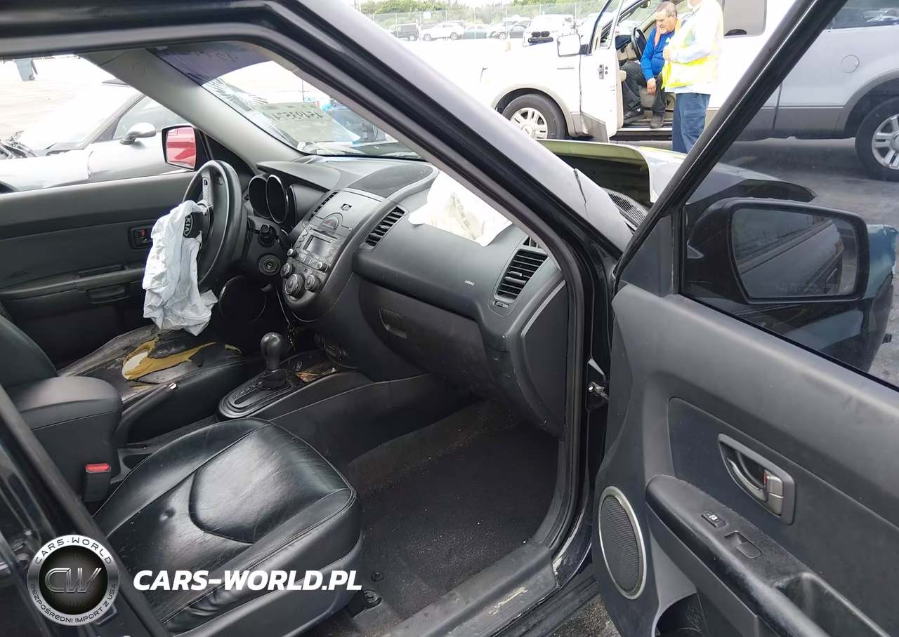 2010 Kia Soul + VIN:KNDJT2A21A7126982 - 5