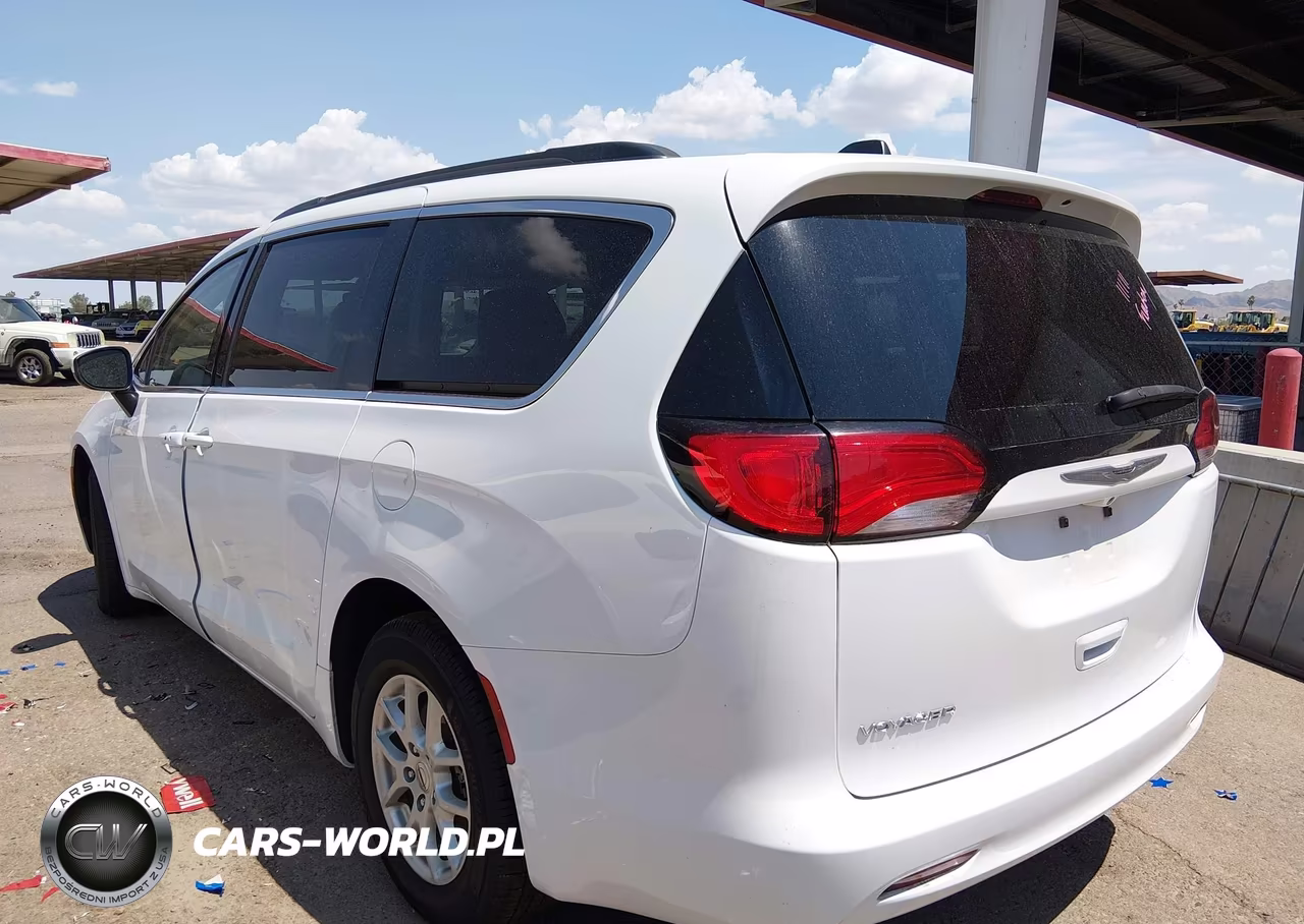 2021 Chrysler Voyager Lxi VIN:2C4RC1DG4MR551961 - 3