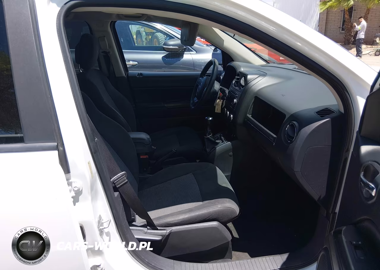2012 Jeep Compass Sport VIN:1C4NJCBA0CD606065 - 5