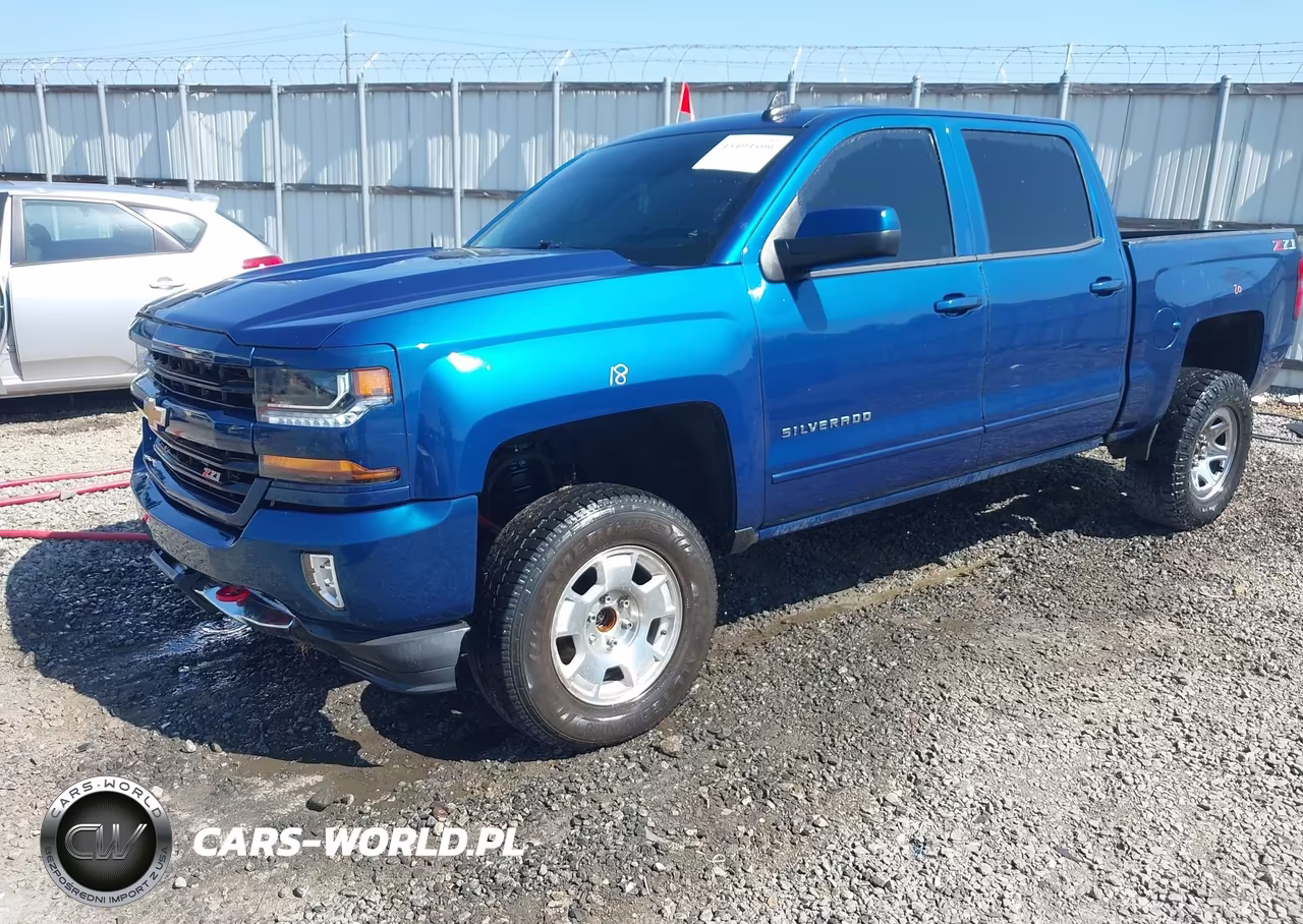 2018 Chevrolet Silverado 1500 2Lt VIN:3GCUKREC1JG452068 - 2