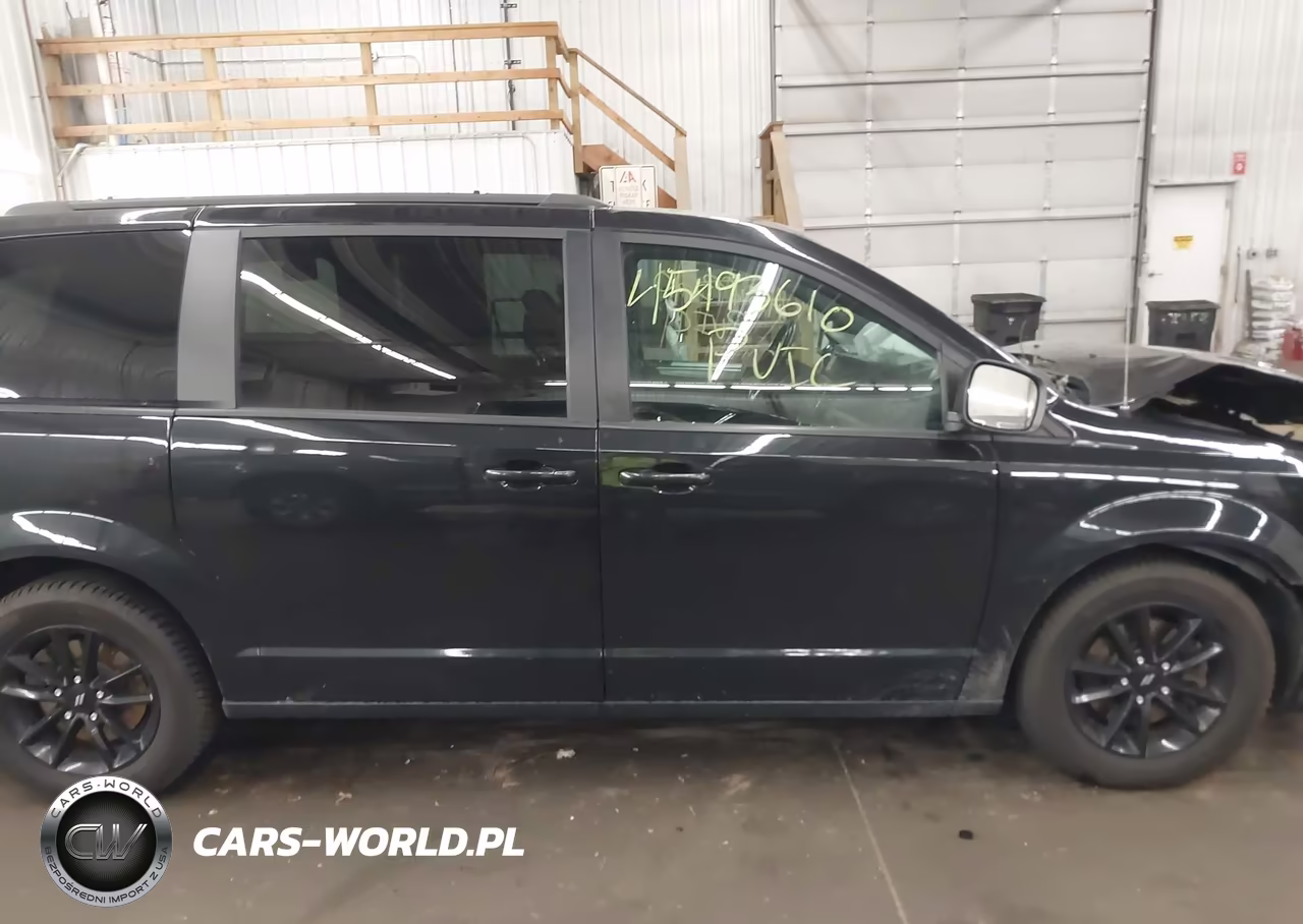 2019 Dodge Grand Caravan Gt VIN:2C4RDGEG0KR744894 - 13