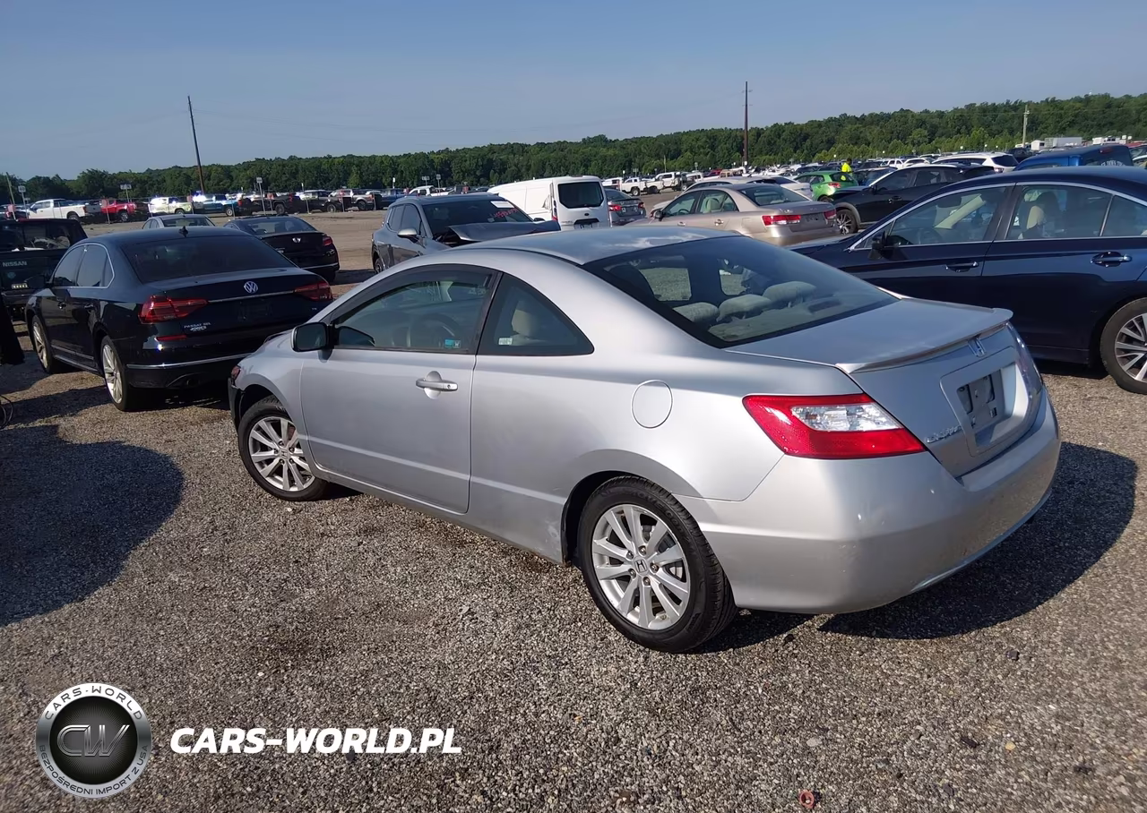 2007 Honda Civic Lx VIN:2HGFG12657H515645 - 3