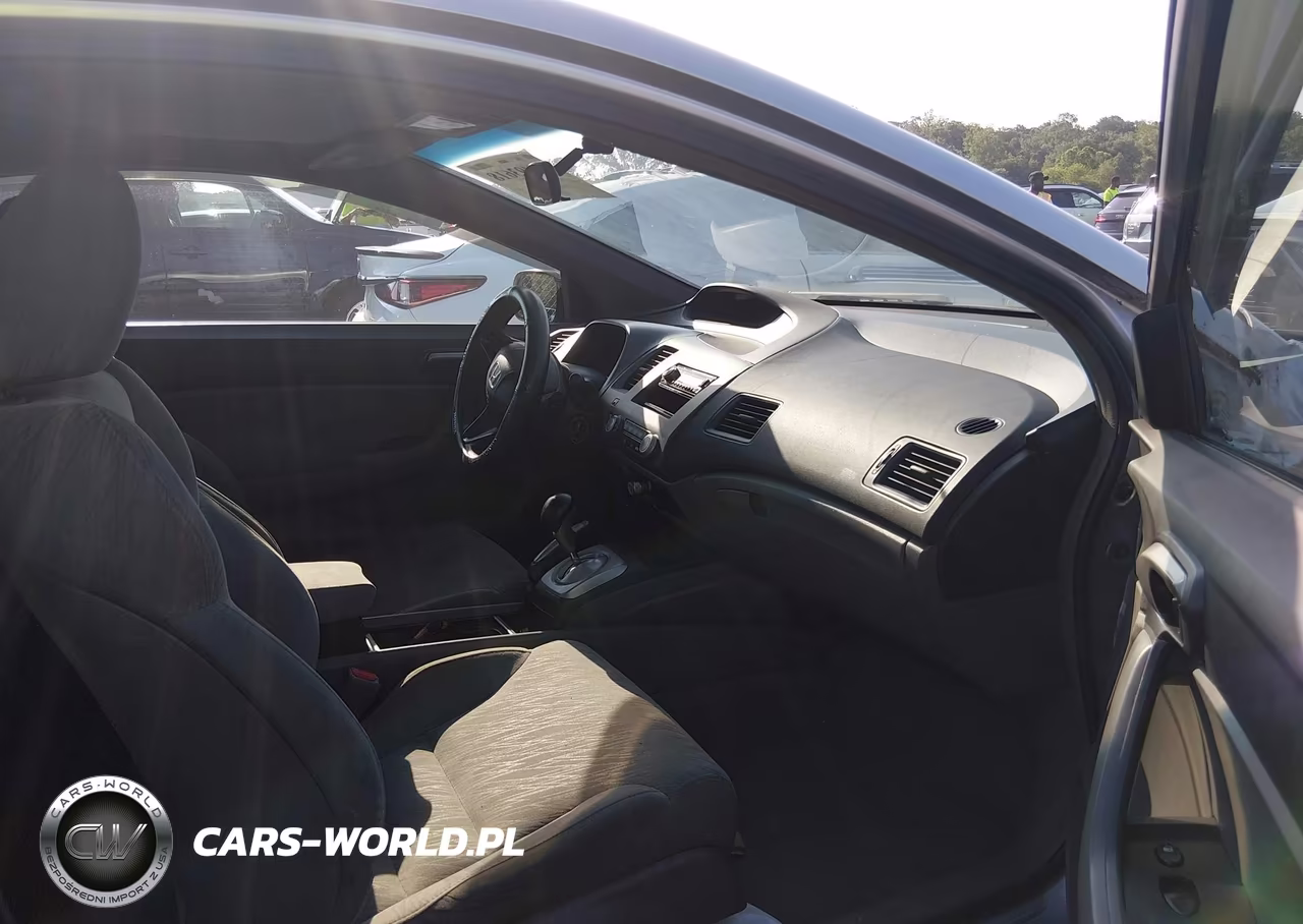 2007 Honda Civic Lx VIN:2HGFG12657H515645 - 5
