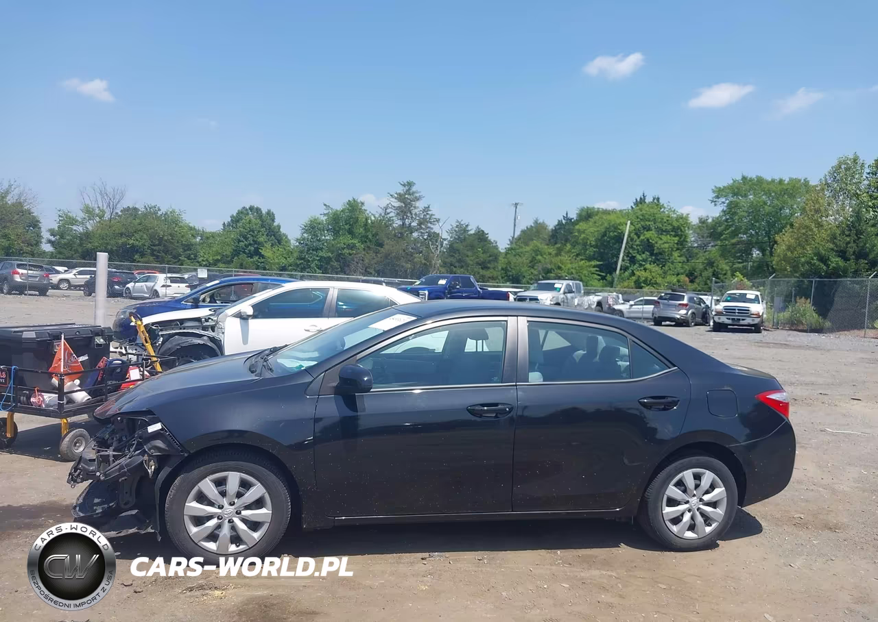 2016 Toyota Corolla Le VIN:2T1BURHE9GC705414 - 14