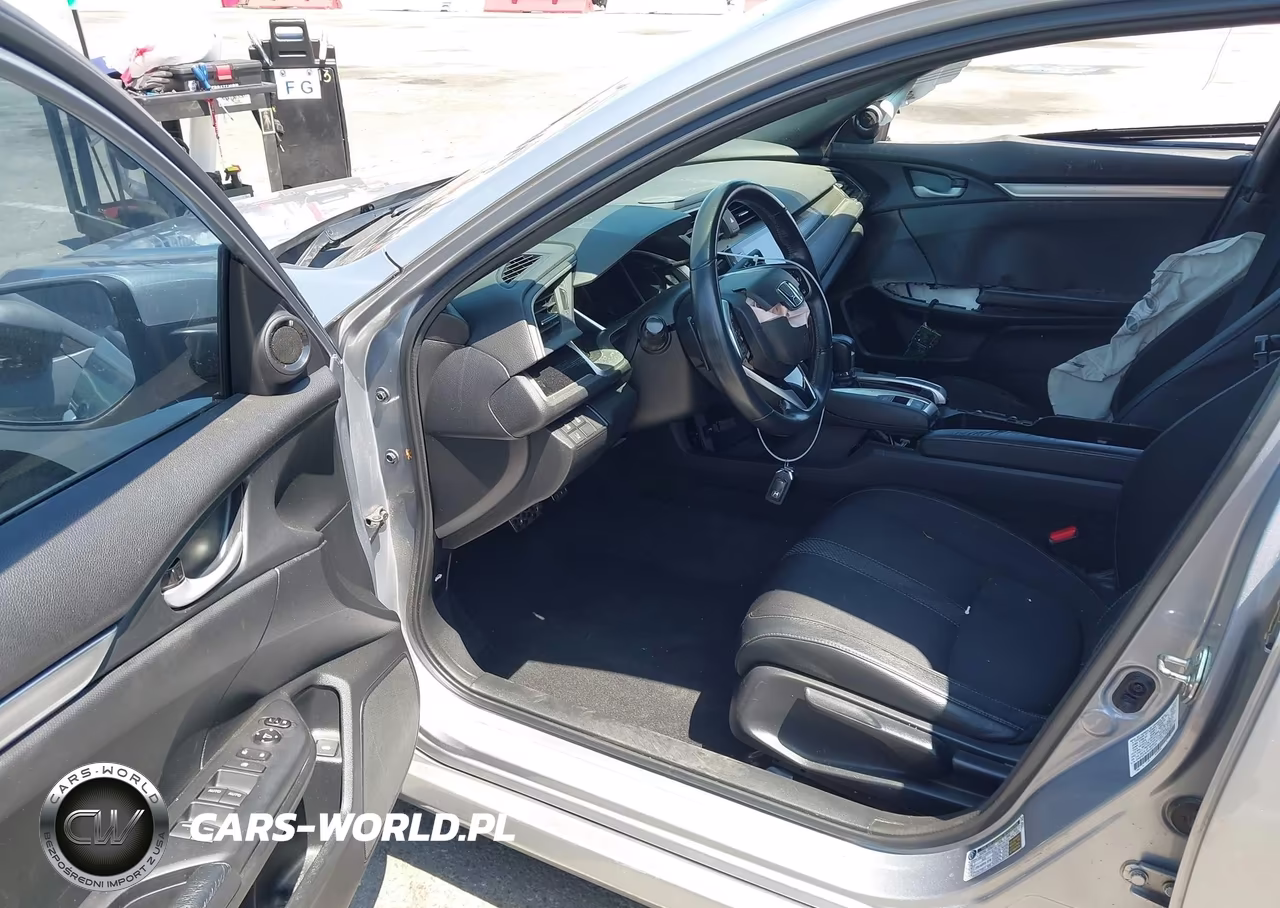2019 Honda Civic Sport VIN:2HGFC2F87KH527754 - 5