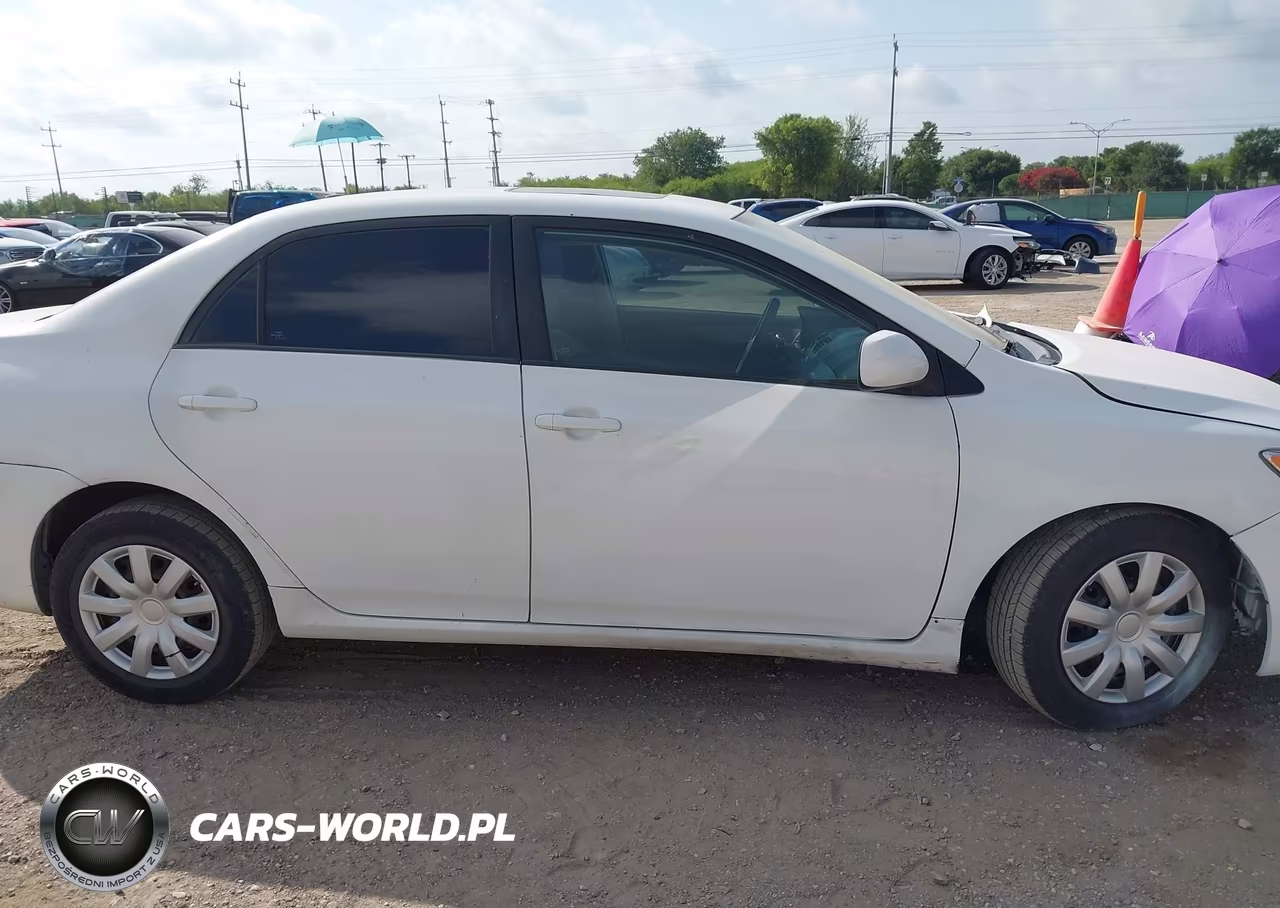2011 Toyota Corolla Le VIN:2T1BU4EE1BC753456 - 13