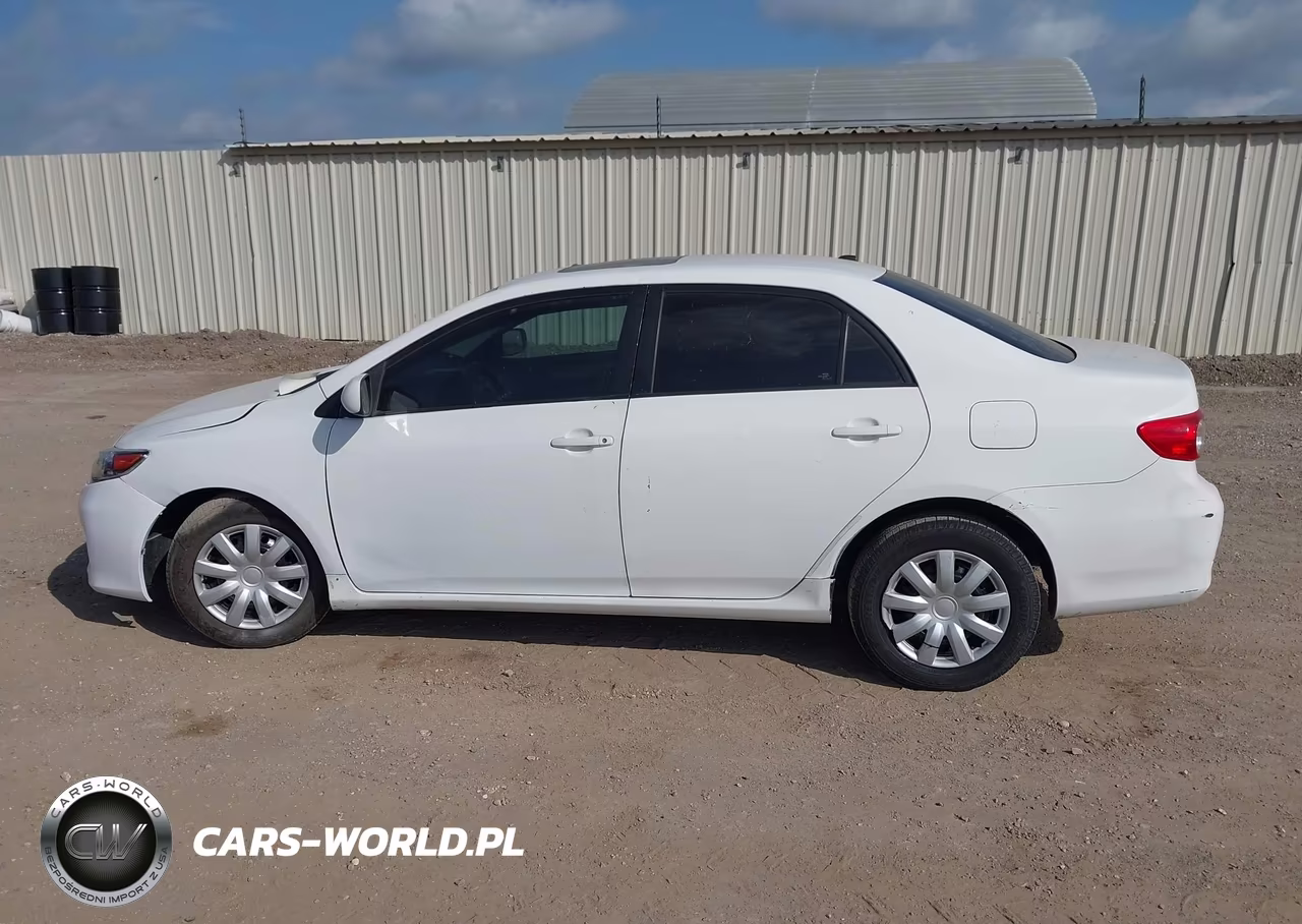 2011 Toyota Corolla Le VIN:2T1BU4EE1BC753456 - 14