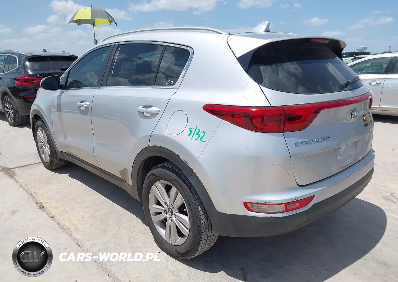 2018 Kia Sportage Lx VIN:KNDPM3AC8J7329731 - 3