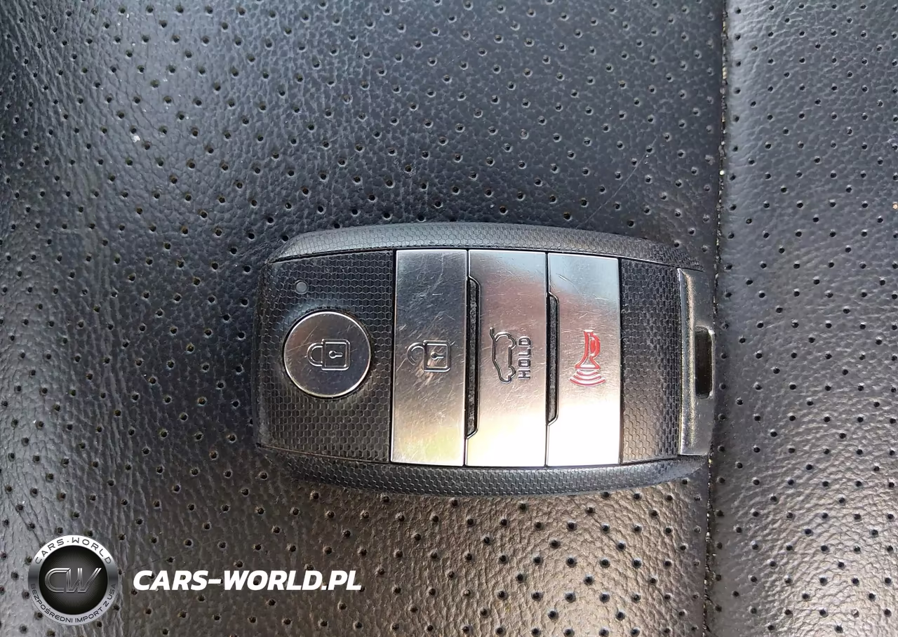 2020 Kia Sorento 3.3L Ex VIN:5XYPHDA5XLG656147 - 11