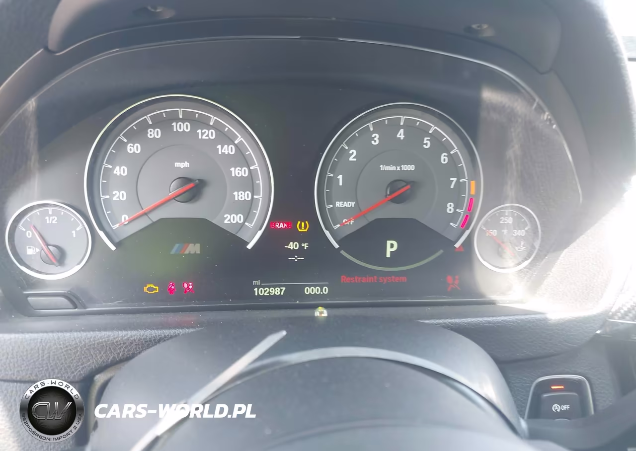 2018 BMW M3 Cs VIN:WBS8M9C56J5J80066 - 7