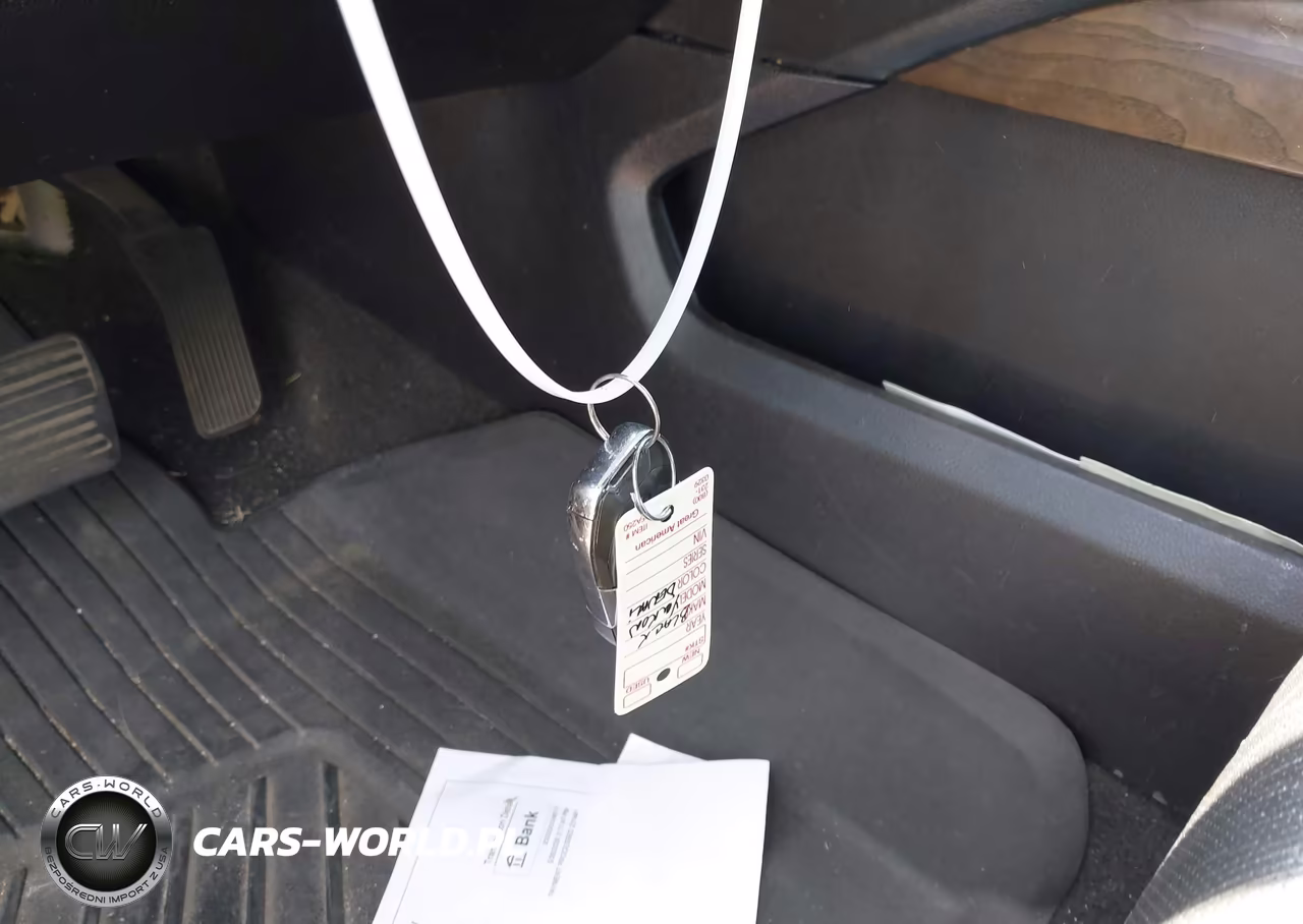 2018 GMC Yukon Xl Denali VIN:1GKS2HKJ7JR352341 - 11