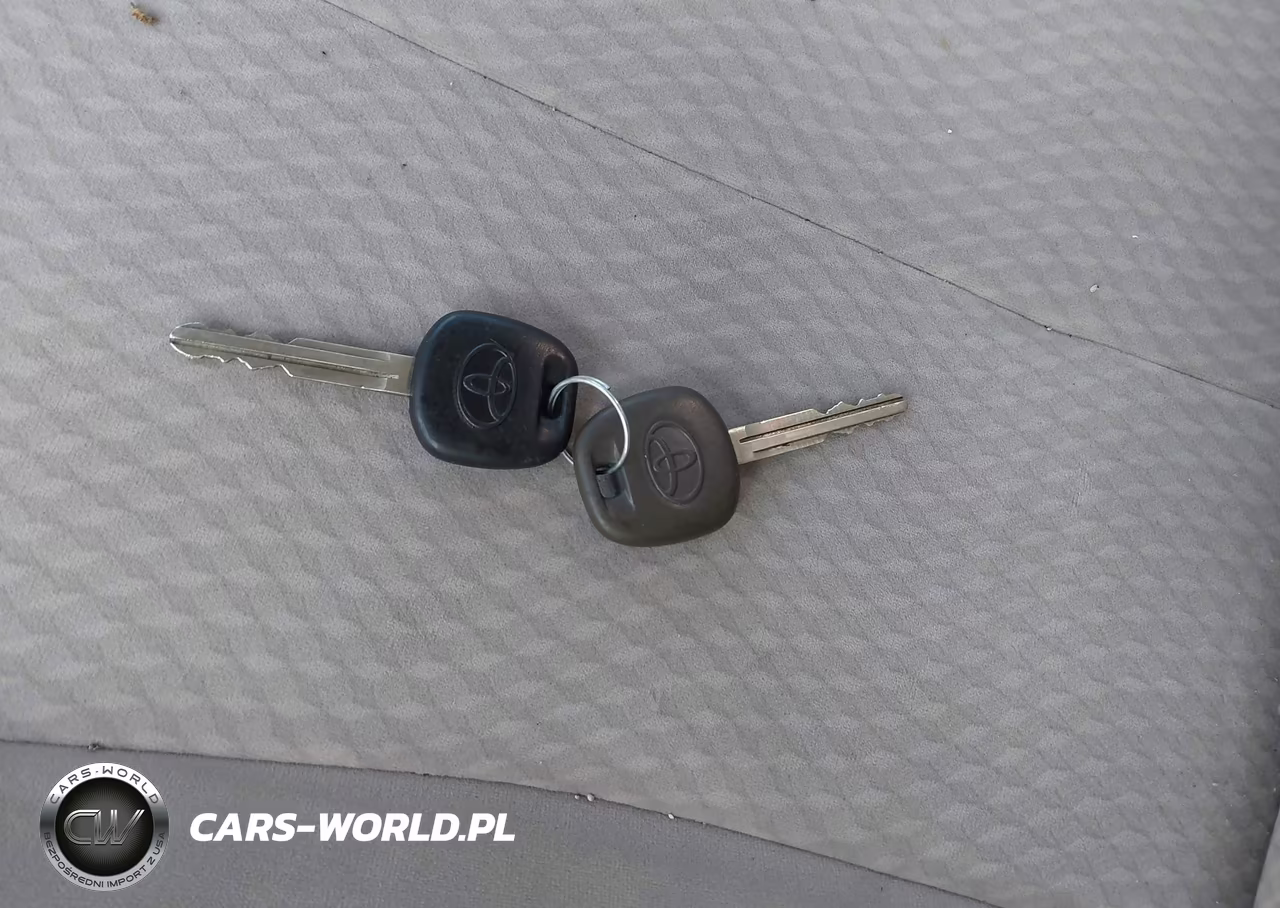 2011 Toyota Camry VIN:4T1BF3EK8BU667151 - 11