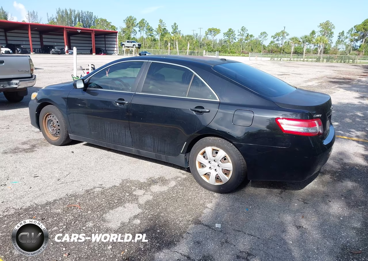 2011 Toyota Camry VIN:4T1BF3EK8BU667151 - 3
