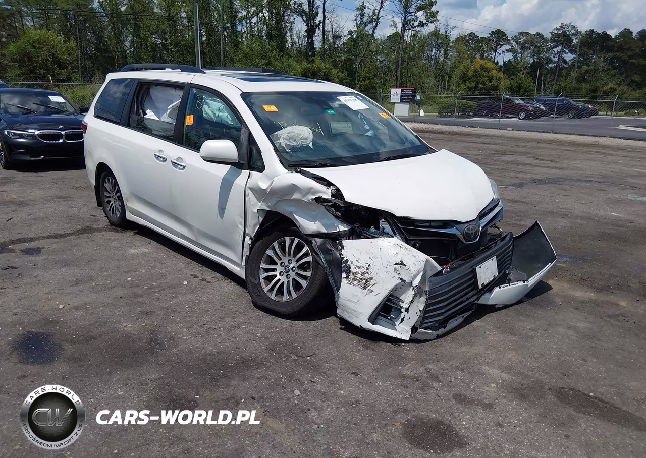 2019 Toyota Sienna Xle Premium 8 Passenger