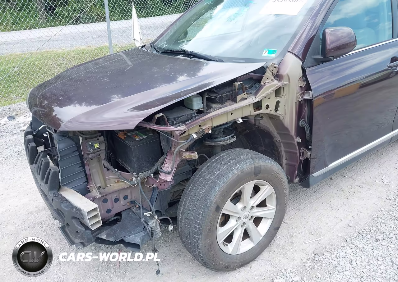 2012 Toyota Highlander Base V6 VIN:5TDBK3EH4CS160855 - 18