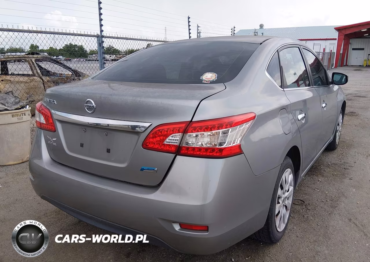 2014 Nissan Sentra S VIN:3N1AB7AP7EL685632 - 4