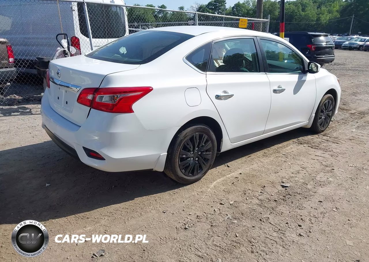 2019 Nissan Sentra S VIN:3N1AB7AP3KY303143 - 4
